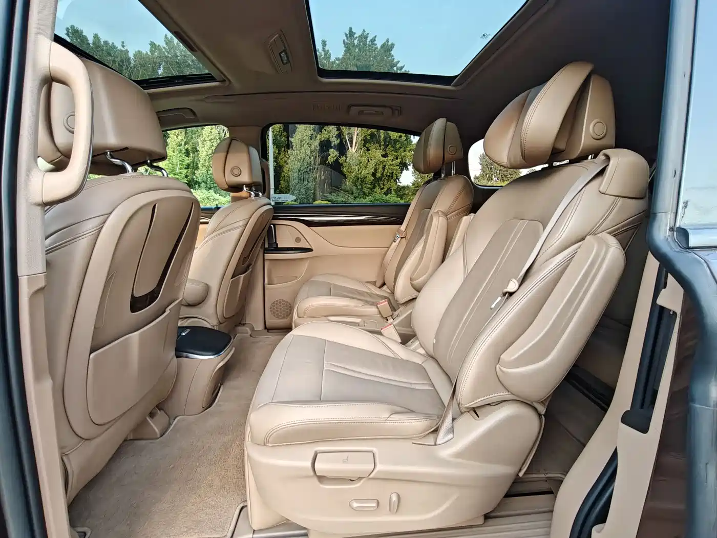 Buick GL8 2017 ES 28T Luxury China V фото 9