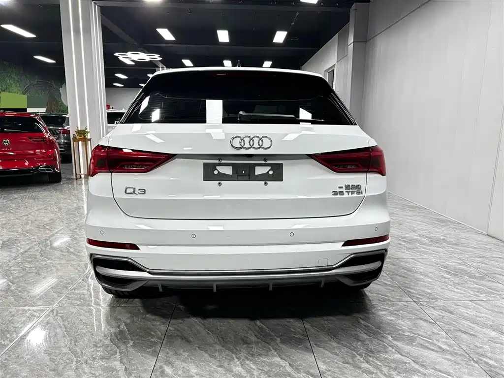 Audi Q3 2022 35 TFSI Fashion Dynamic фото 5