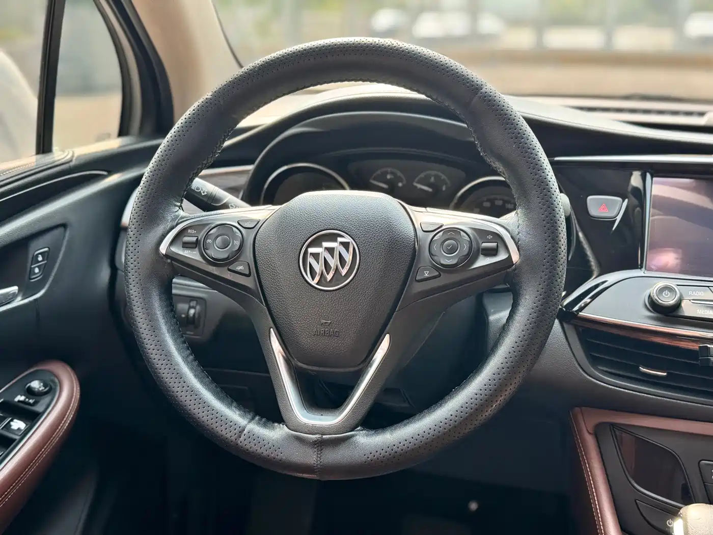 Buick Envision Plus 2017 28T AWD Elite фото 12