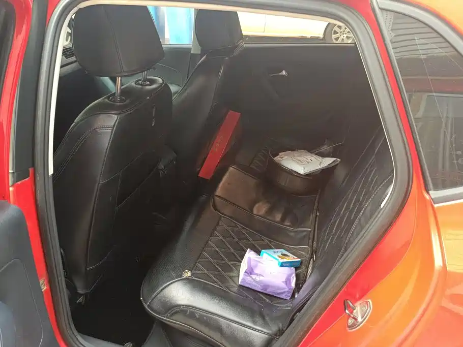 Photo 11 - Volkswagen Polo