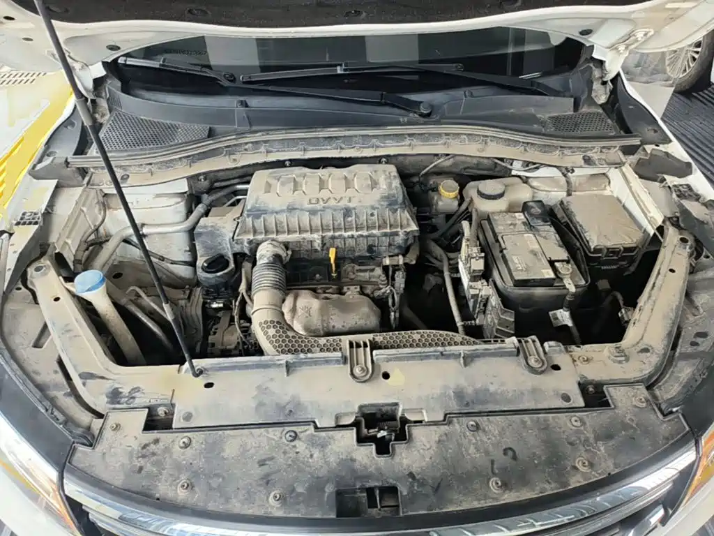 Фото 20 - Roewe RX3