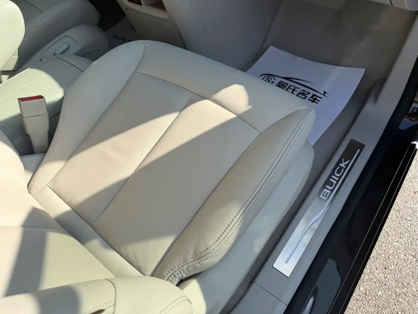 Buick GL8 2021 Land Business Class 652T Premium фото 9
