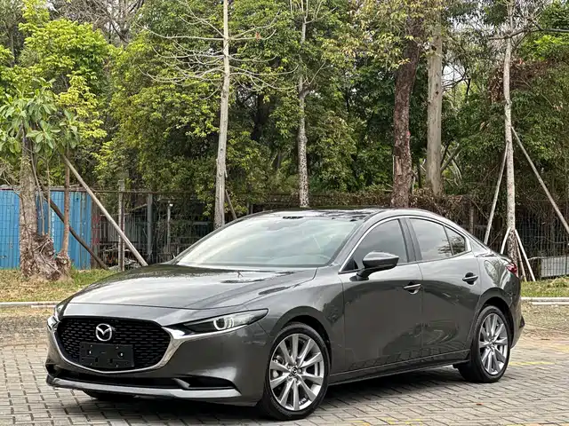 MAZDA 3 ANGKESAILA