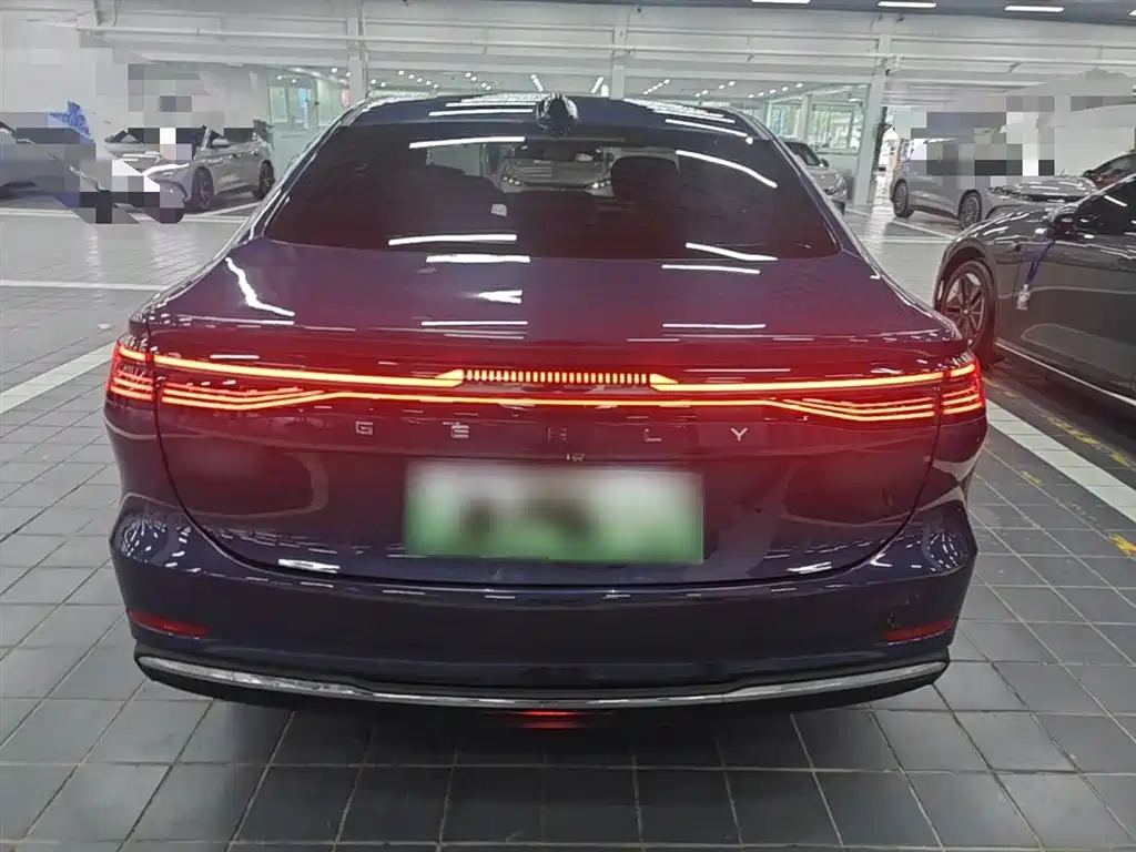 Geely Galaxy Galaxy A7 2025 EM-i фото 6