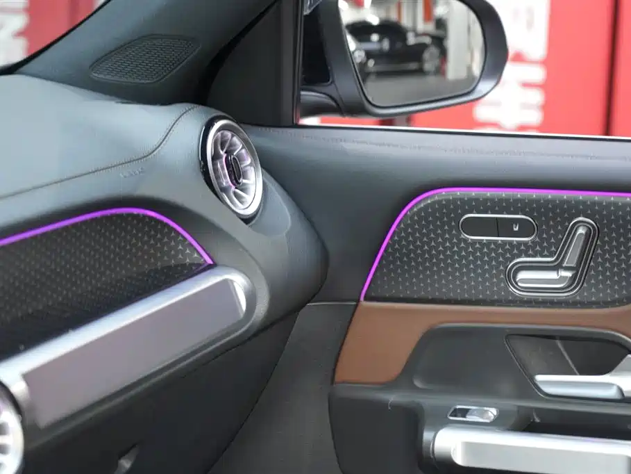 Mercedes-Benz GLB 2024 GLB 220 Fashion фото 15
