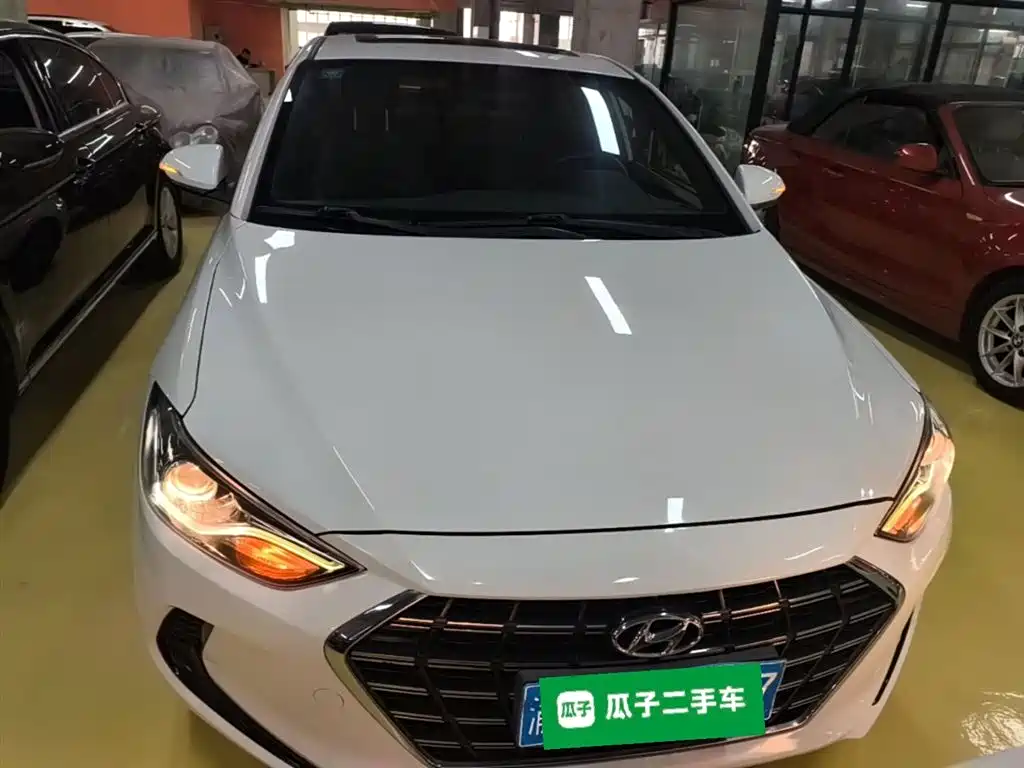 Hyundai Elantra 2020 1.4T DCT Dynamic·Vitality фото 3