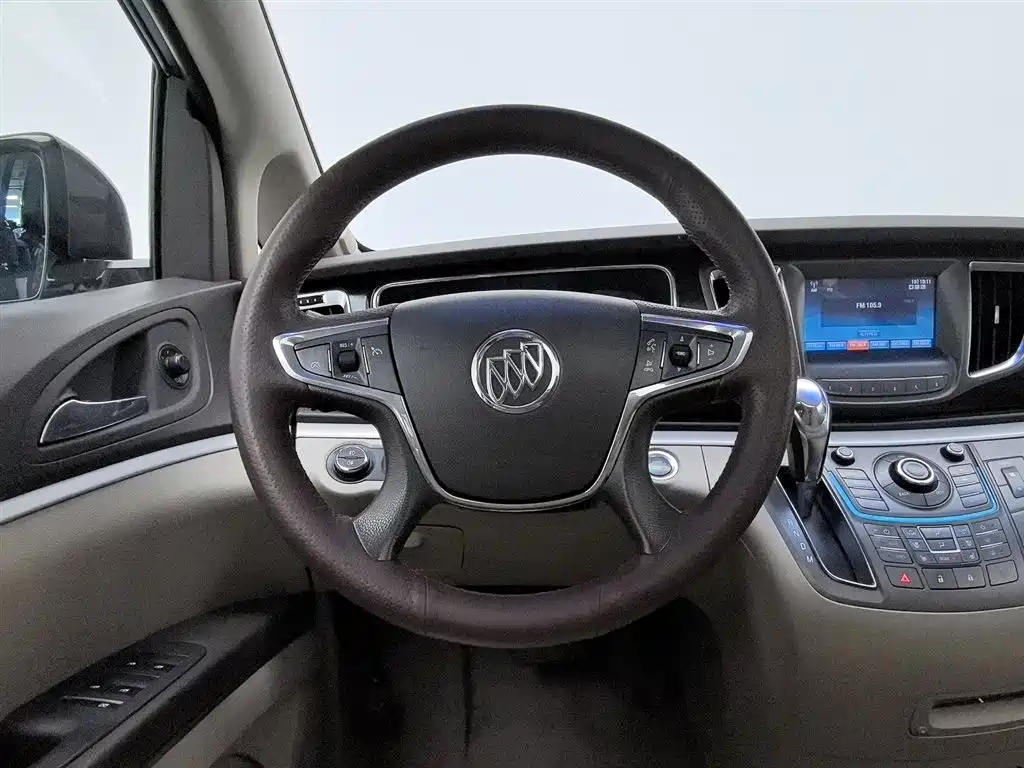 Buick GL8 2013 3.0L XT Luxury Business Flagship Edition фото 11