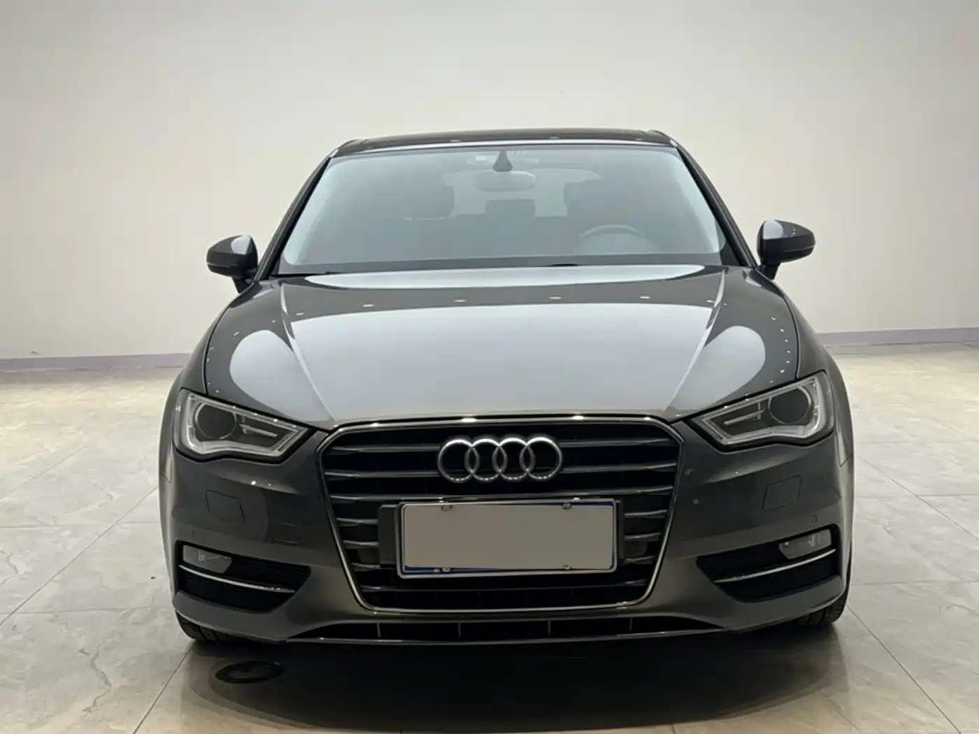 Audi A3 2014 Sportback 35 TFSI Automatic Comfort фото 2