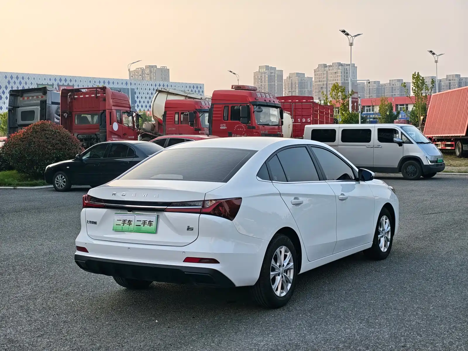 Photo 9 - Roewe i5