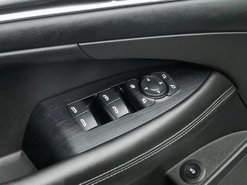 Buick LaCrosse 2021 652T Luxury Edition фото 9