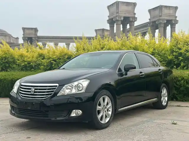 Toyota Crown 2010 3.0L Royal Saloon Premium Edition