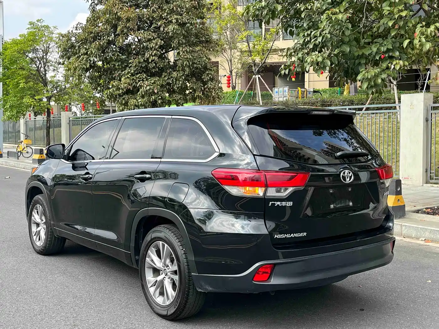 Toyota Highlander 2018 2.0T 2WD Elite 7-Seater China VI фото 4