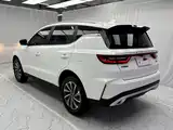 Фото 4 - Geely Emgrand X6