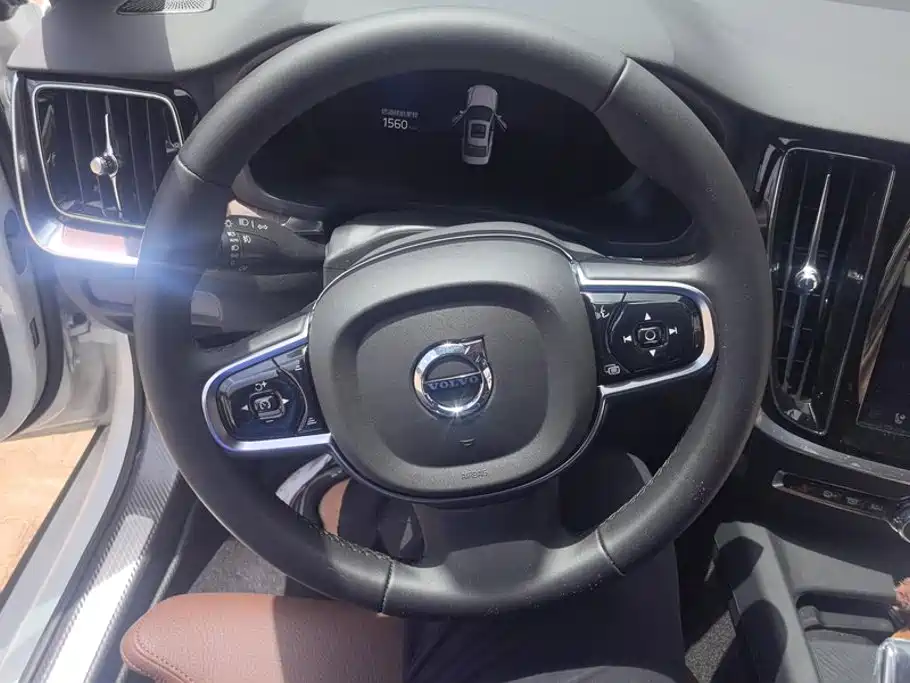 Volvo S60 2026 2026 B4 Smart Beyond Luxury Edition