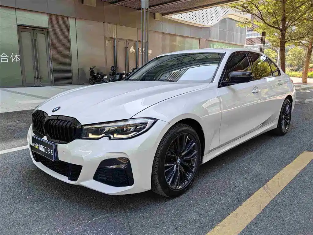 BMW 3 Series 2020 325Li M Sport Black Night Package