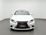 Фото 3 - Lexus IS