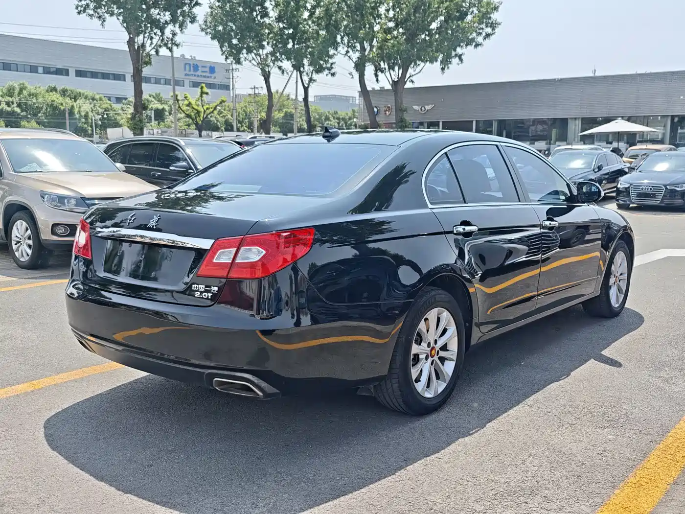 Hongqi H7 2015 2.0T Luxury фото 5