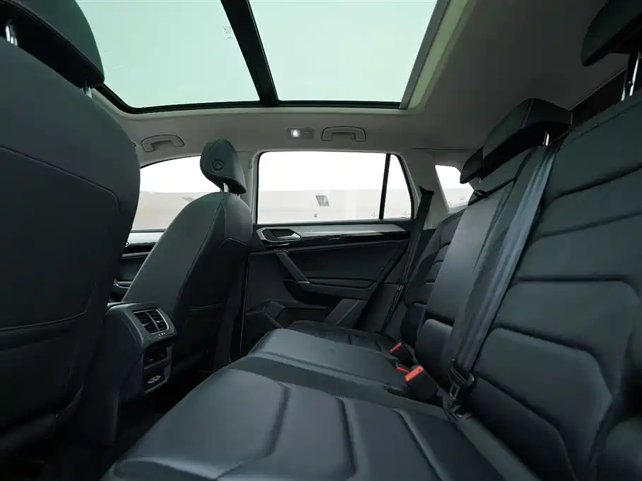 Volkswagen Tayron 2019 330TSI 2WD Luxury China VI фото 21