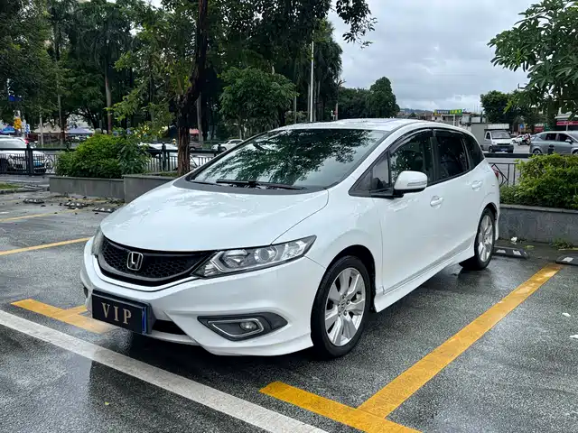  Honda Jade 2016 1.8L Automatic Comfort Elite Version 5-seater
