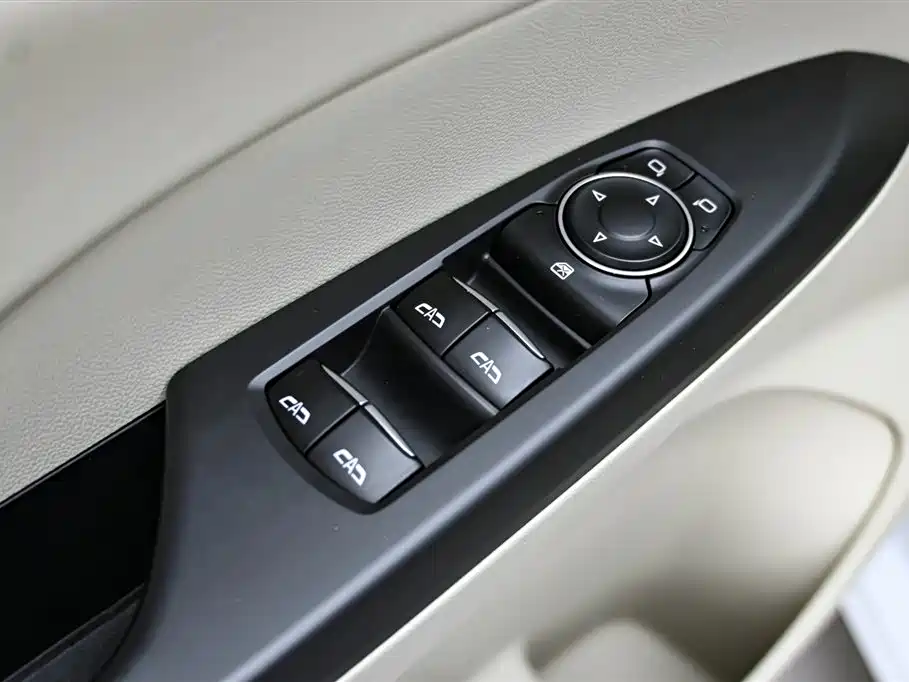 Buick GL8 2023 ES Landmaster Comfort фото 25