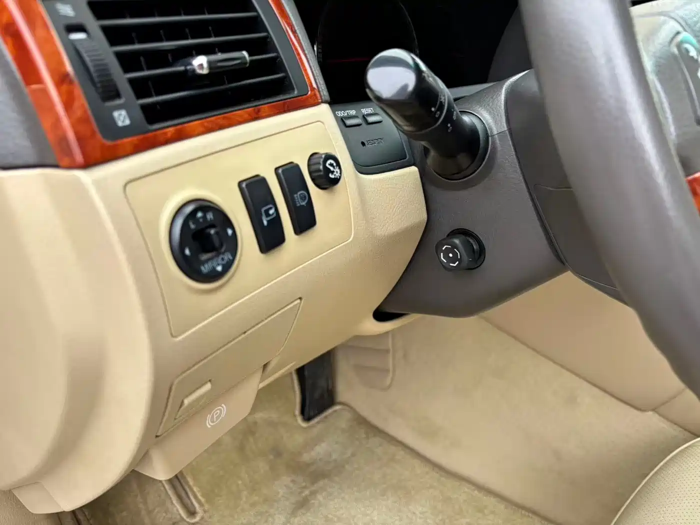 Toyota Crown 2009 2.5L Royal Special Enhanced Edition фото 17