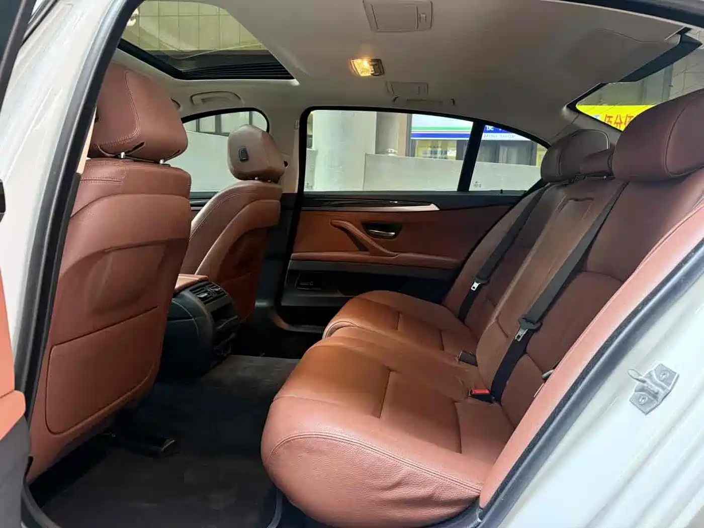 BMW 5 Series 2017 520Li Classic Edition фото 6