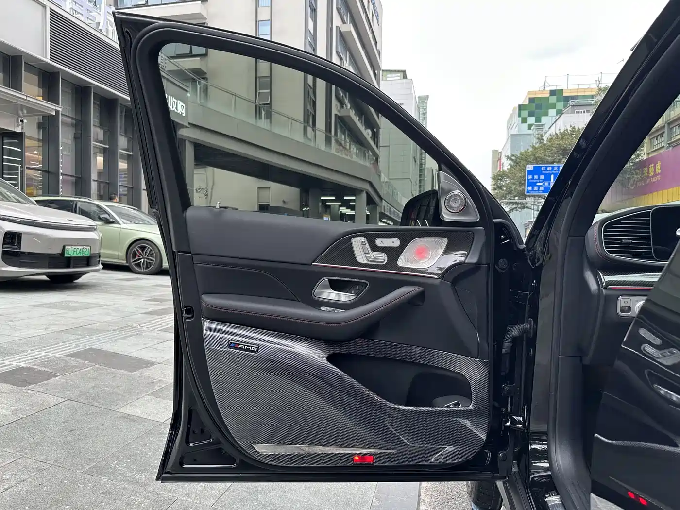 Mercedes-Benz GLE AMG 2024 AMG GLE 53 4MATIC+ фото 15