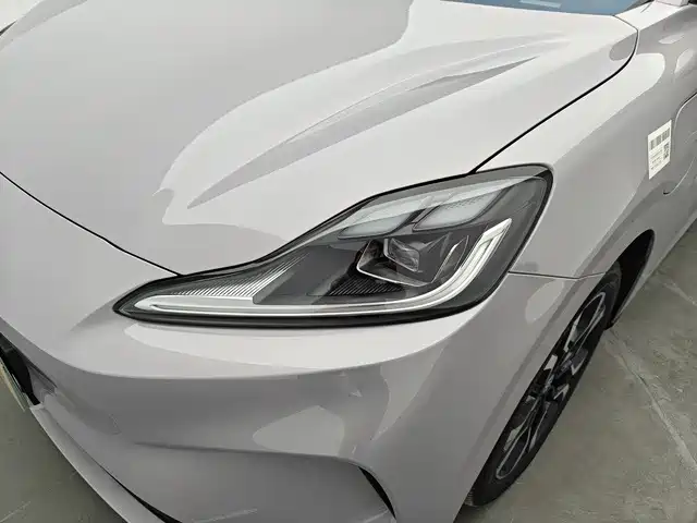 MG MG4 EV 2025 2025 Base Model