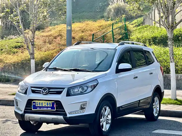 BAIC Huansu BAIC Huansu S3 2014 1.5L Luxury (China IV)