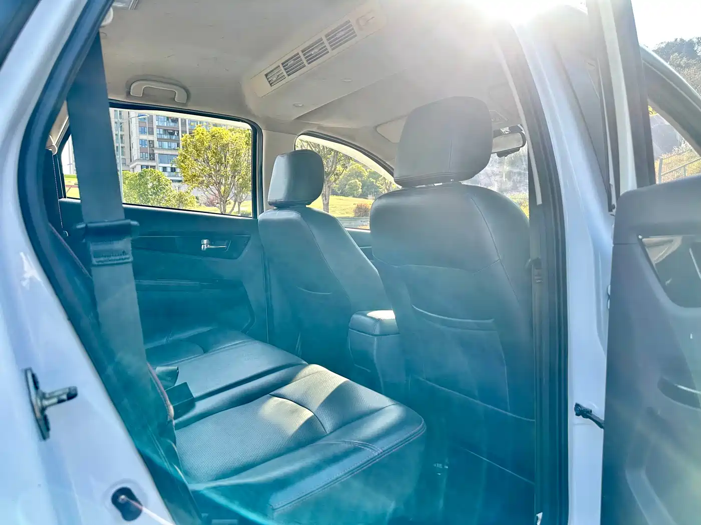 BAIC Huansu S3 2015 2014 1.5L Luxury (China IV)