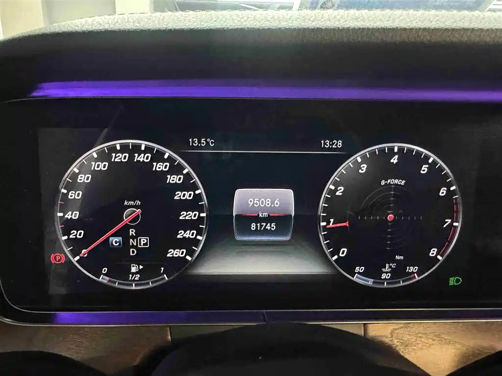 Mercedes-Benz E-Class 2018 E 200 L фото 18