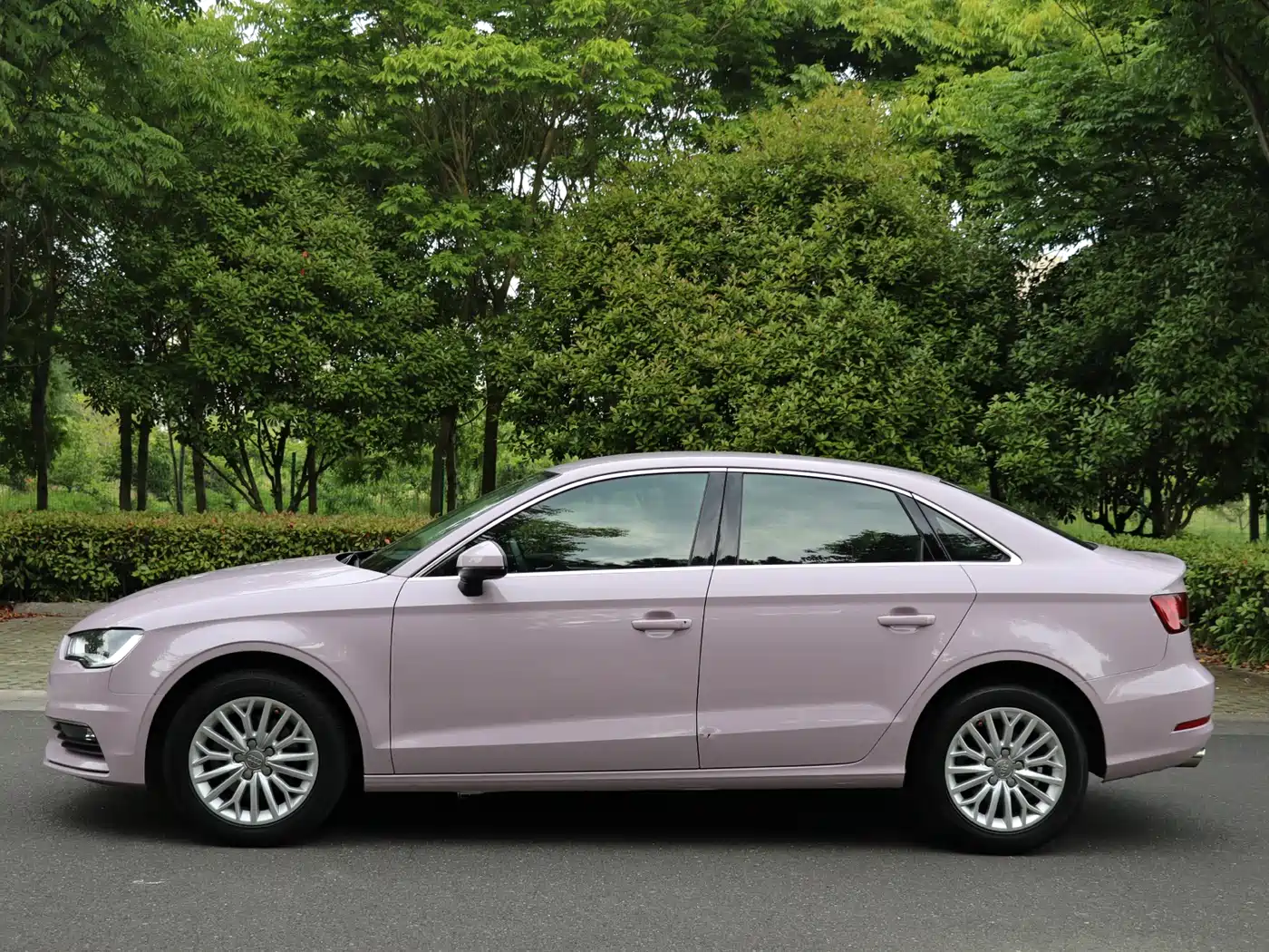 Audi A3 2016 Limousine 35 TFSI Progressive фото 4