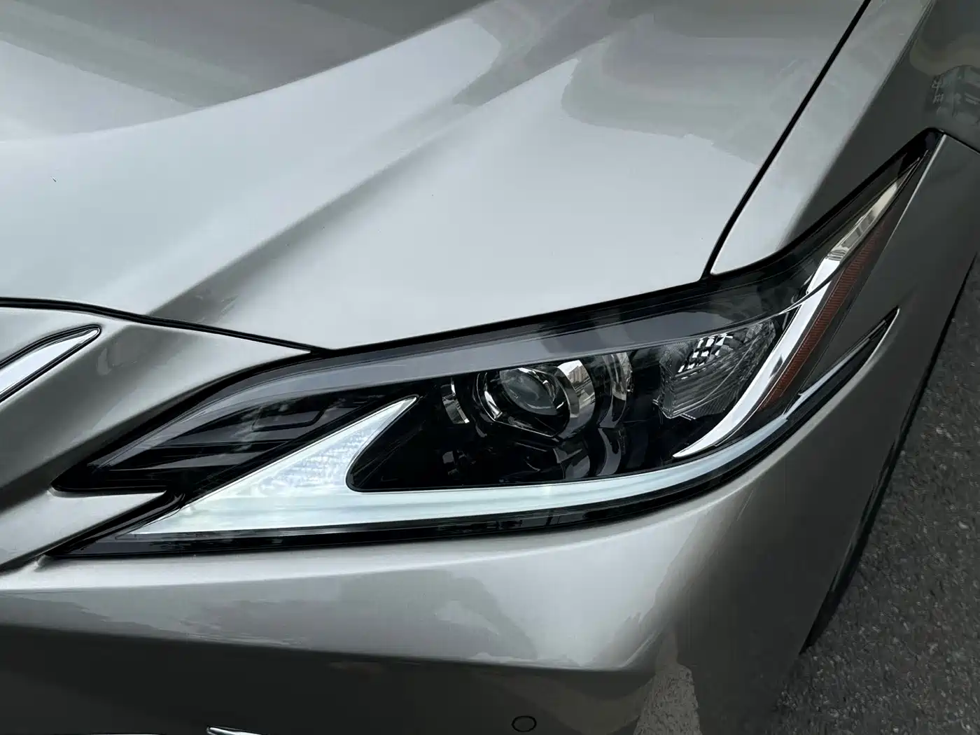 Lexus ES 2022 200 Excellence Edition фото 3