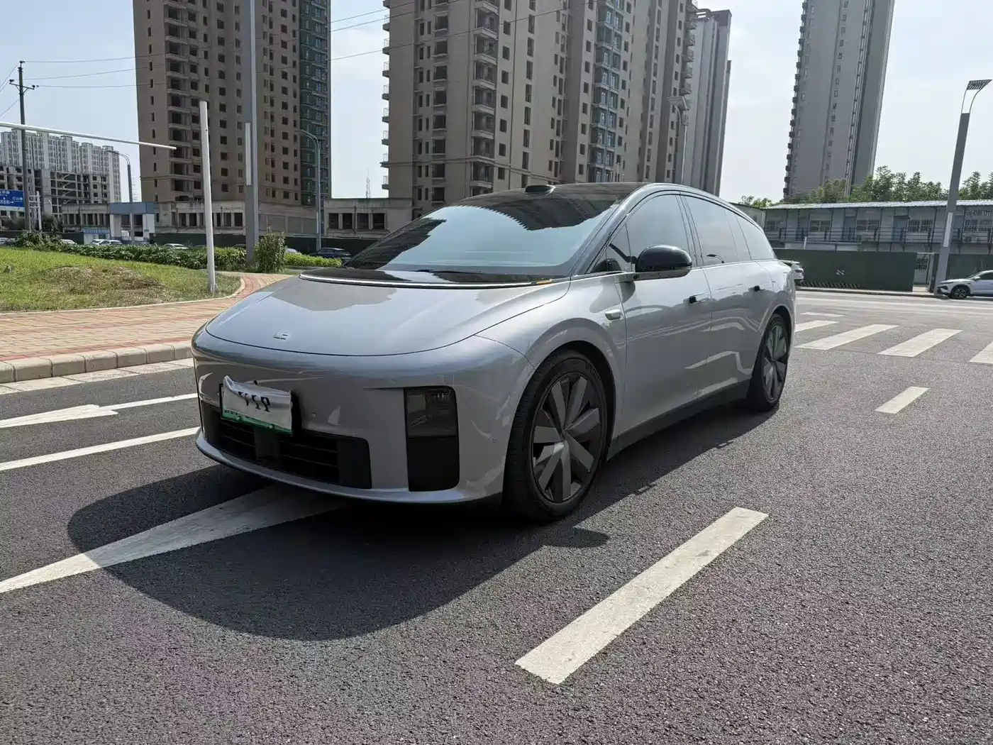 Li Auto i6 2025 4WD Base Model