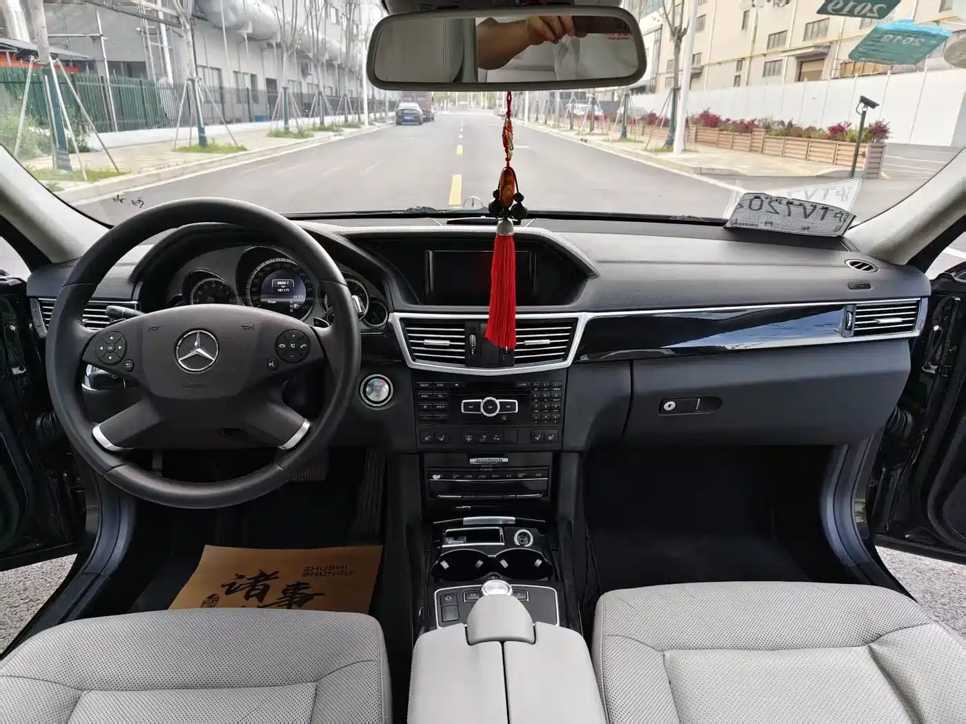 Mercedes-Benz E-Class 2011 2011 E 300 L Elegance