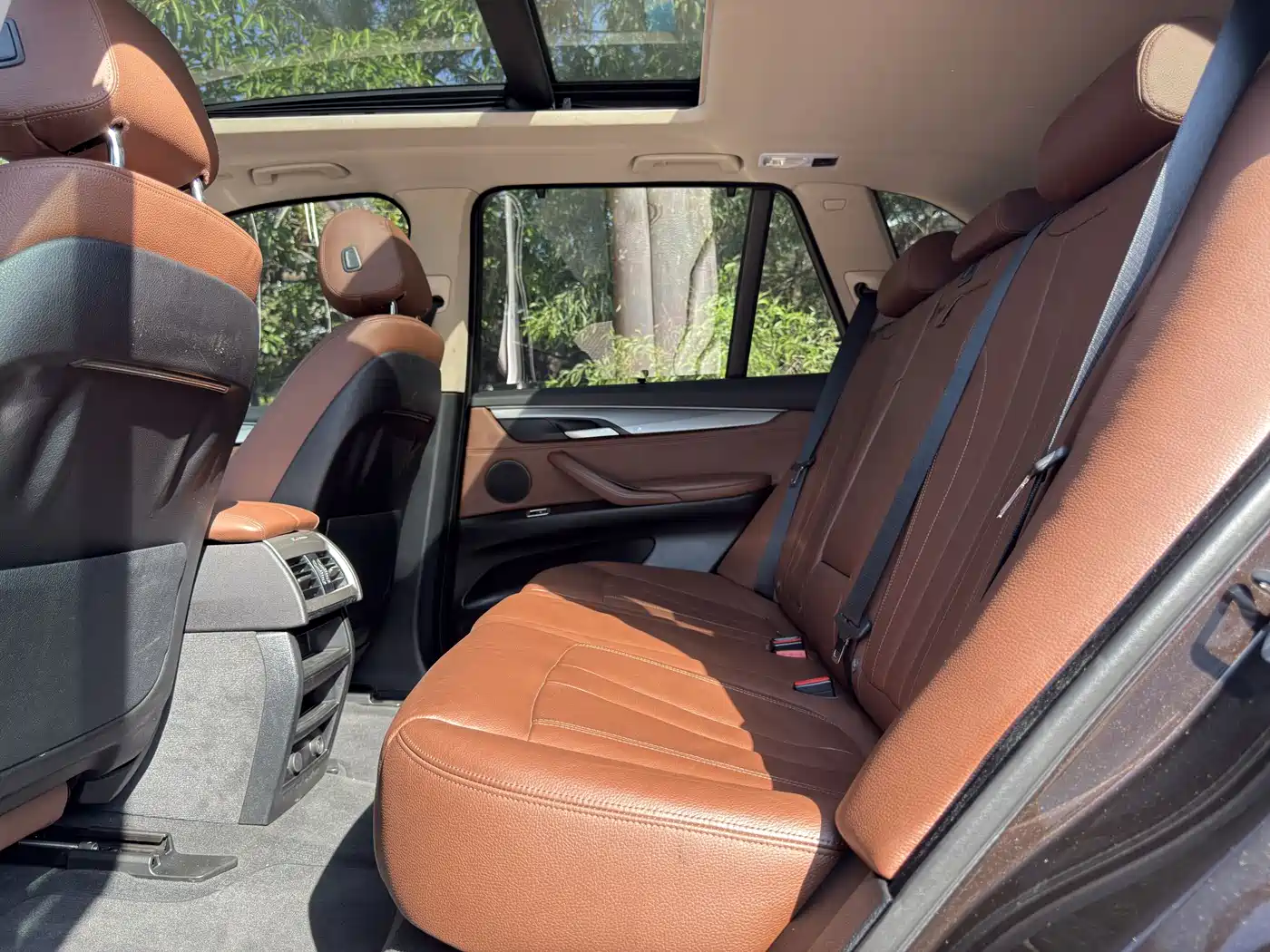 BMW X5 (Import) 2017 xDrive35i Leading Edition фото 7