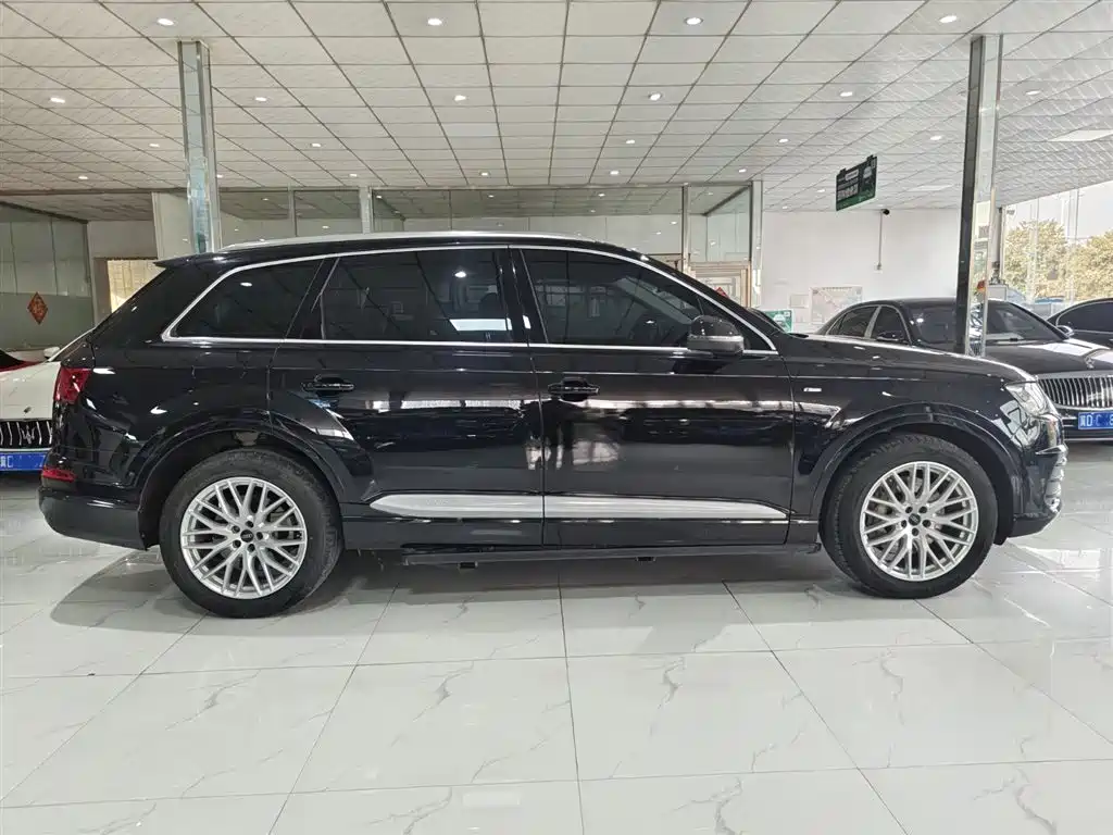 Audi Q7 2018 45 TFSI Technology фото 7