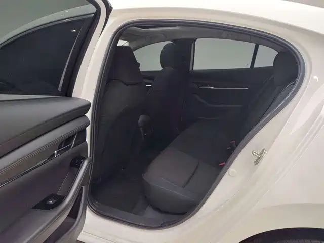 Mazda Mazda 3 2024 2023 2.0L Auto Zhiqing