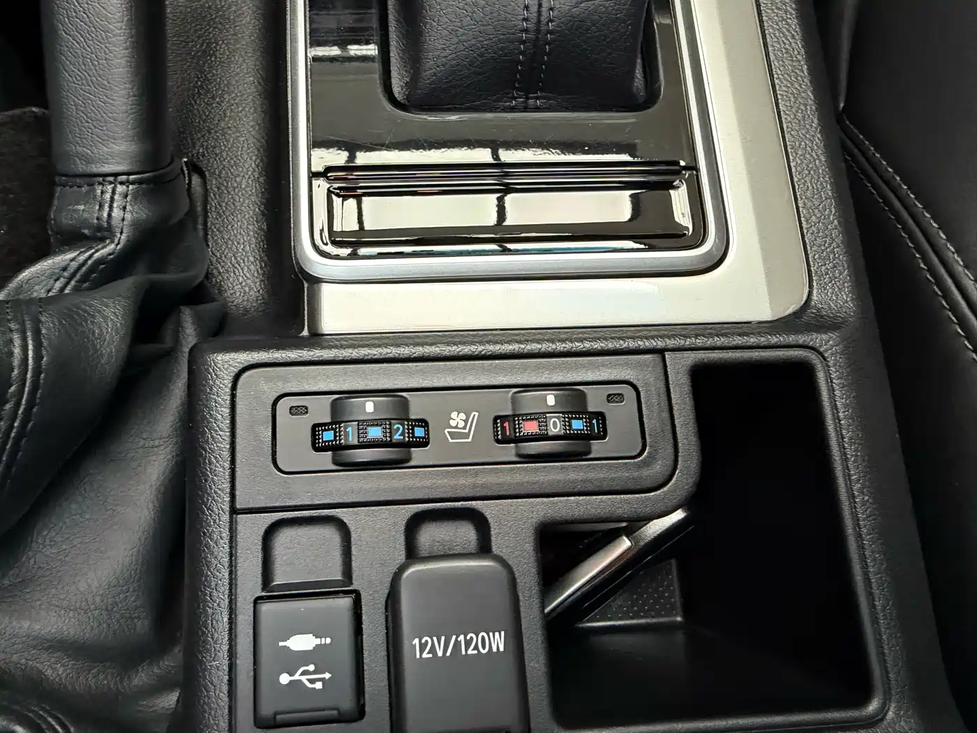 Toyota Prado 2018 3.5L Automatic TX-L NAVI Rear-mounted Spare Tire фото 24