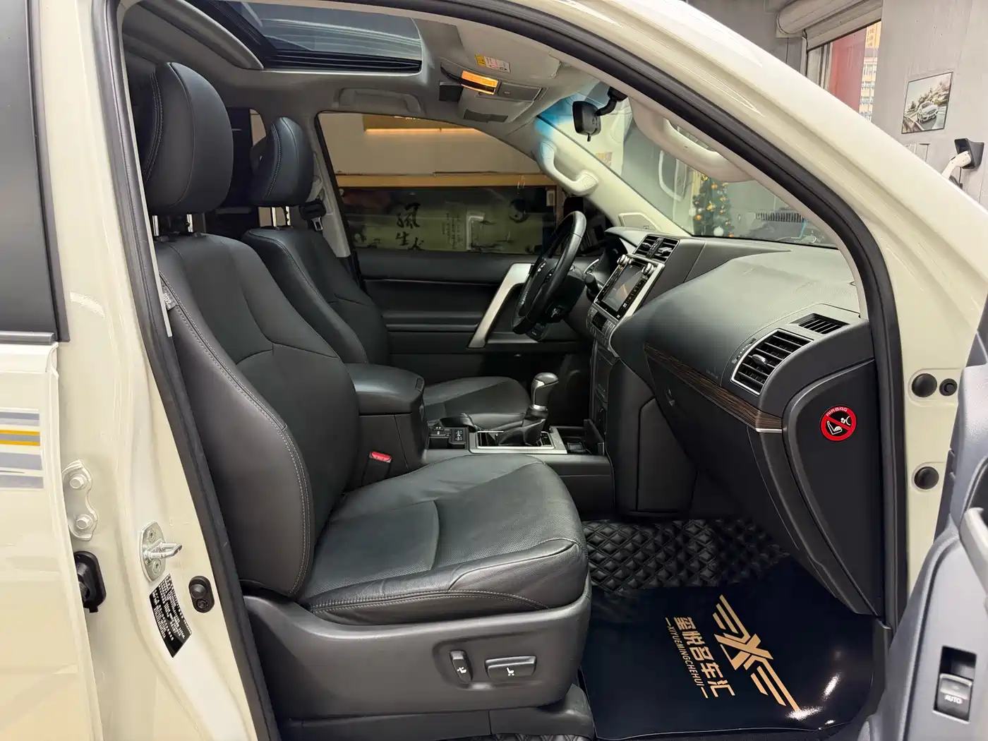 Toyota Prado 2018 3.5L Automatic TX-L NAVI Rear-mounted Spare Tire фото 32