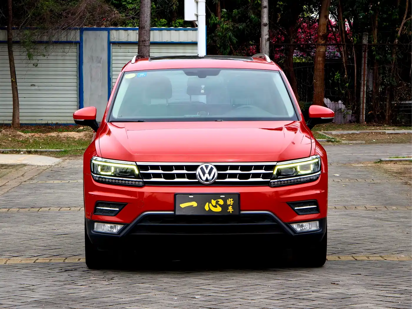Volkswagen Tiguan L 2017 380TSI Automatic 4WD Luxury Edition фото 2