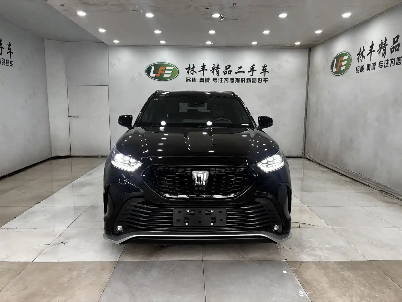 Toyota Crown Kluger 2022 2.0T 4WD Sporty Edition фото 3