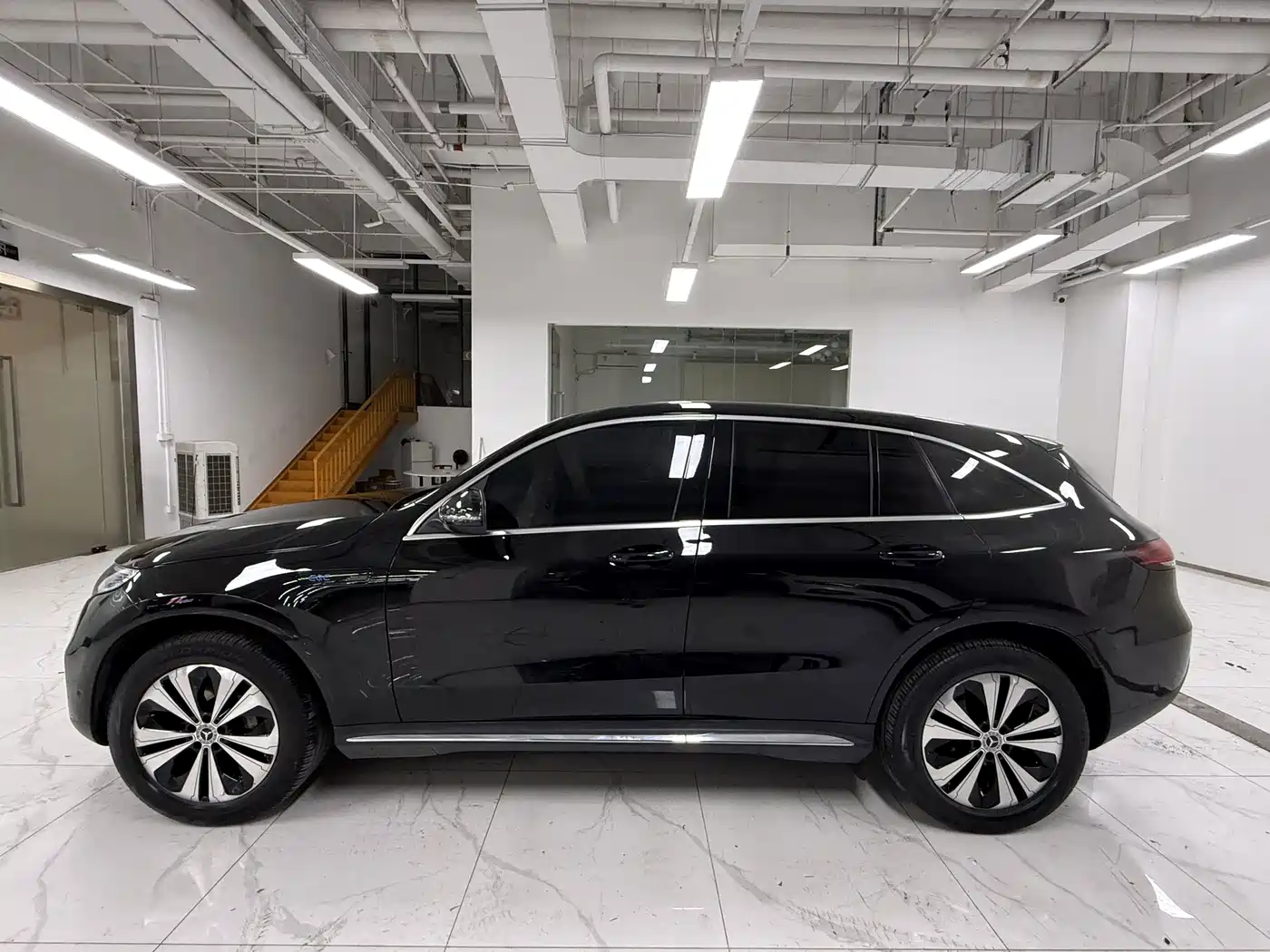 Mercedes-Benz EQC 2022 2021 EQC 350 4MATIC
