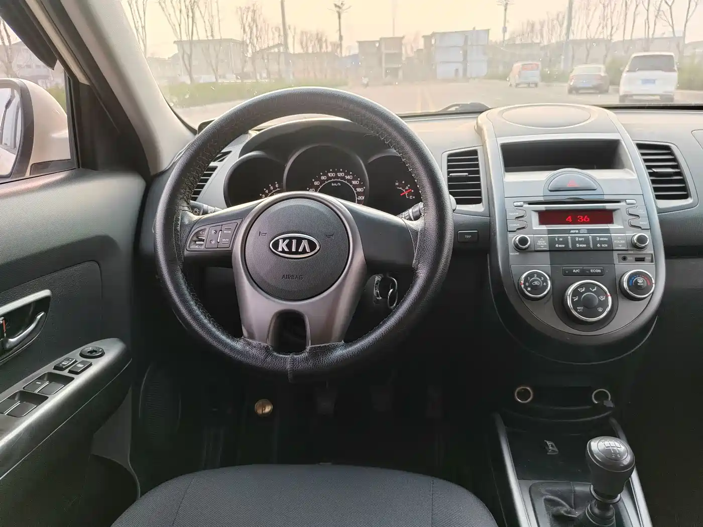Kia Soul 2012 1.6L MT GL фото 11