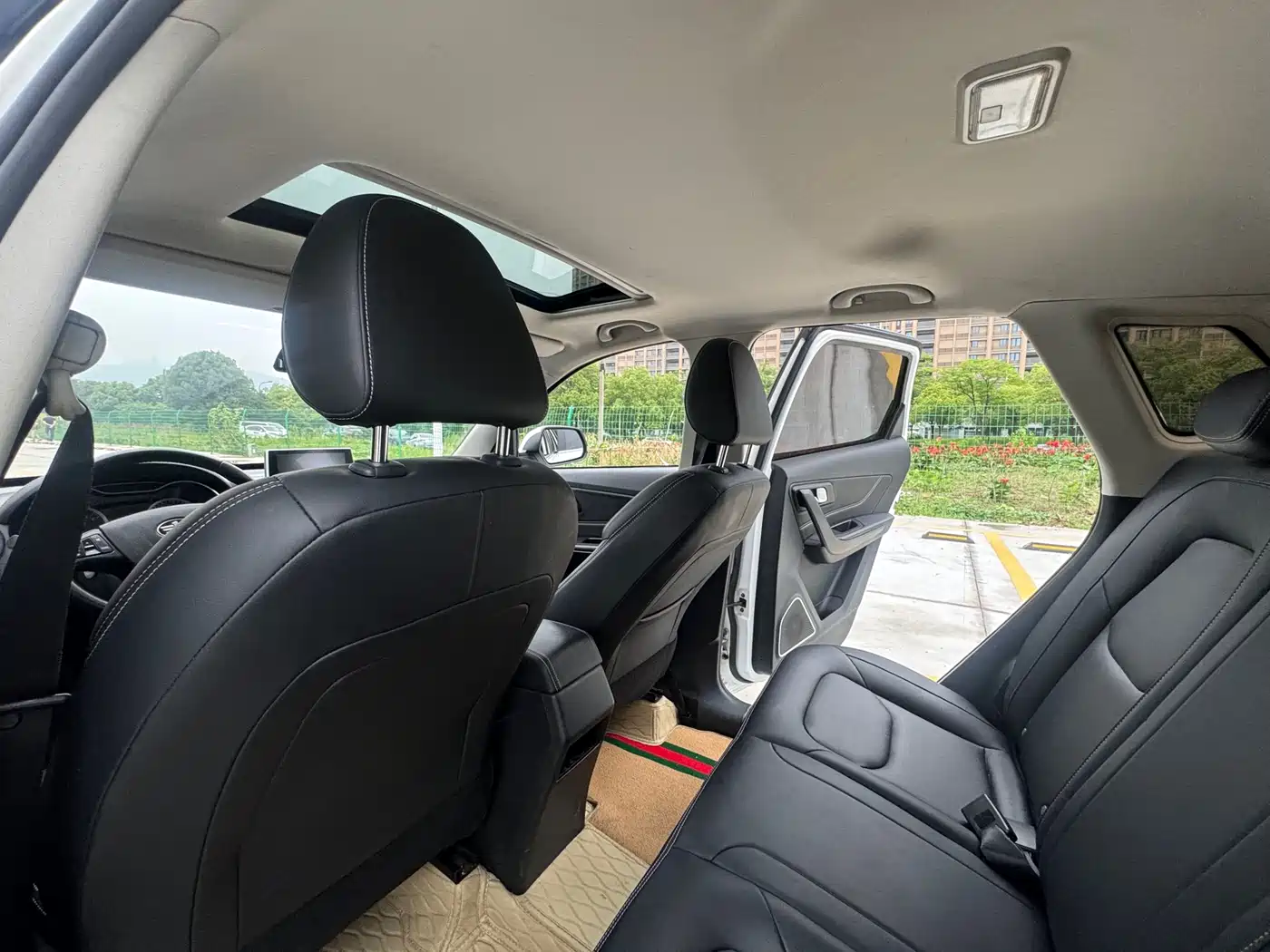 Besturn X40 2019 2019 1.6L Auto Luxury Type China V