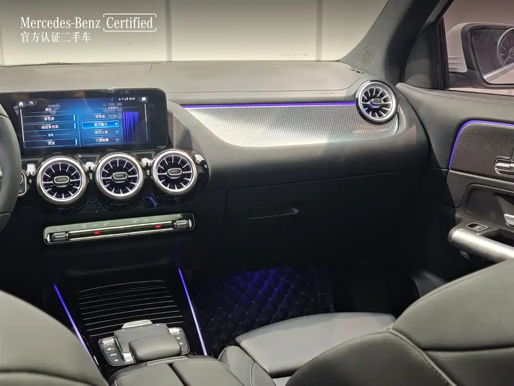 Mercedes-Benz GLA 2023 2023 GLA 220