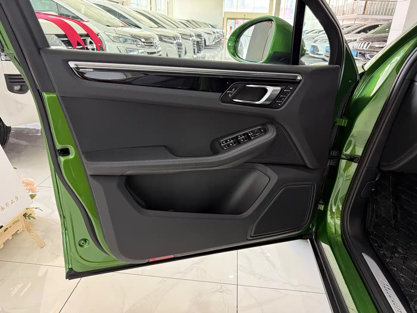 Porsche Macan 2020 Macan S 3.0T фото 4