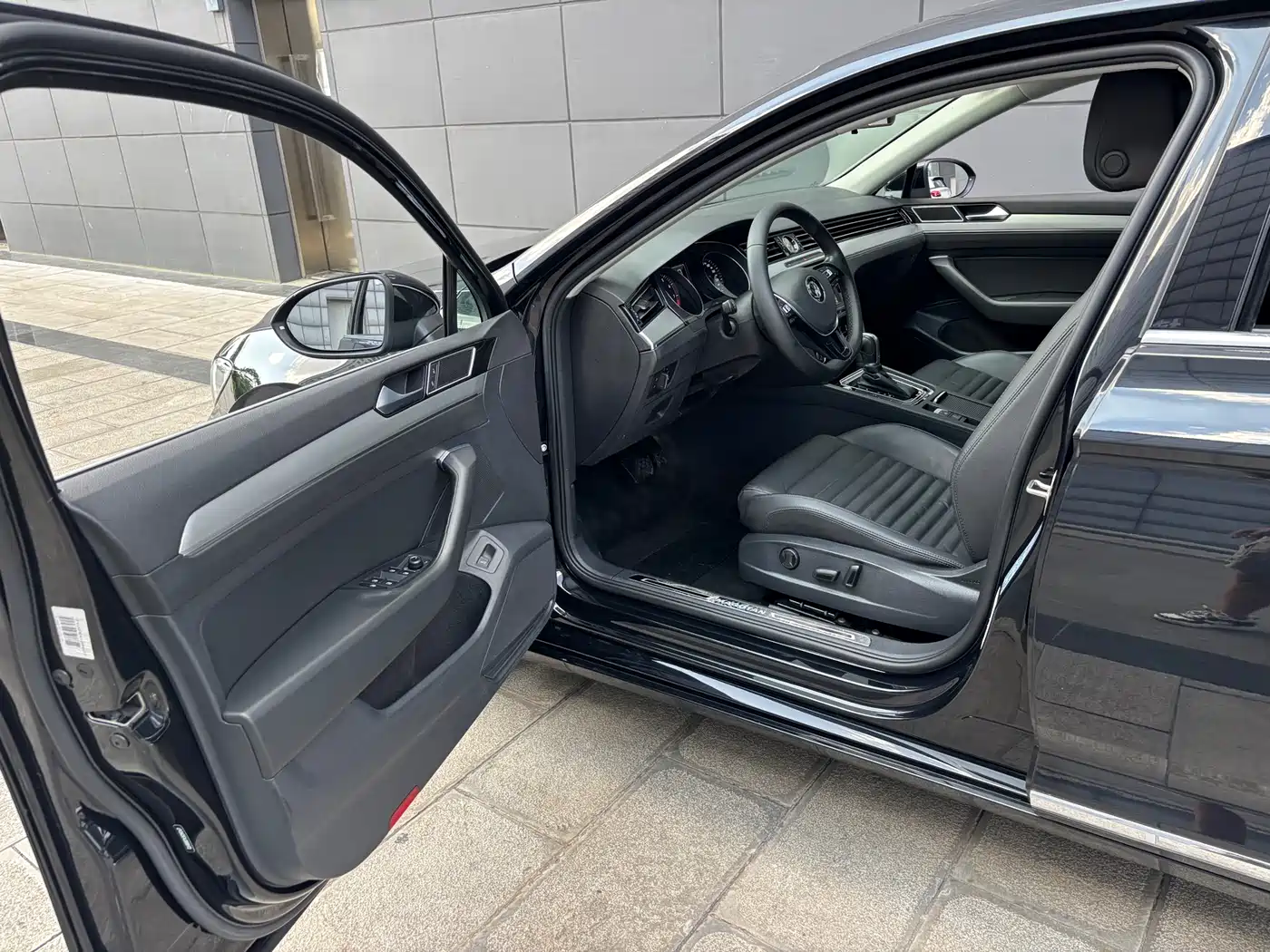 Volkswagen Magotan 2018 330TSI DSG Leading фото 12