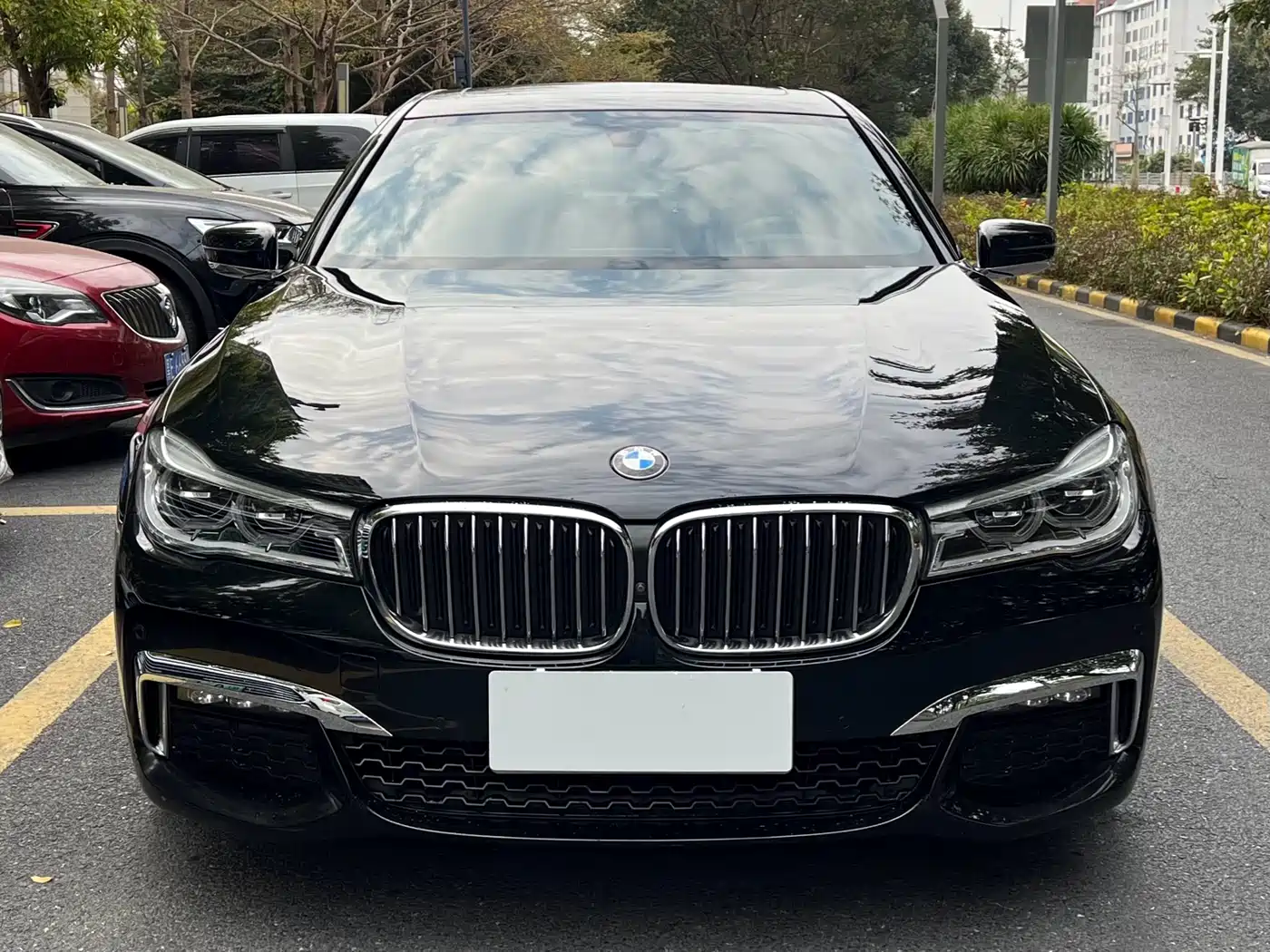 BMW 7 Series 2018 740Li Leading Type M Sport Package фото 2