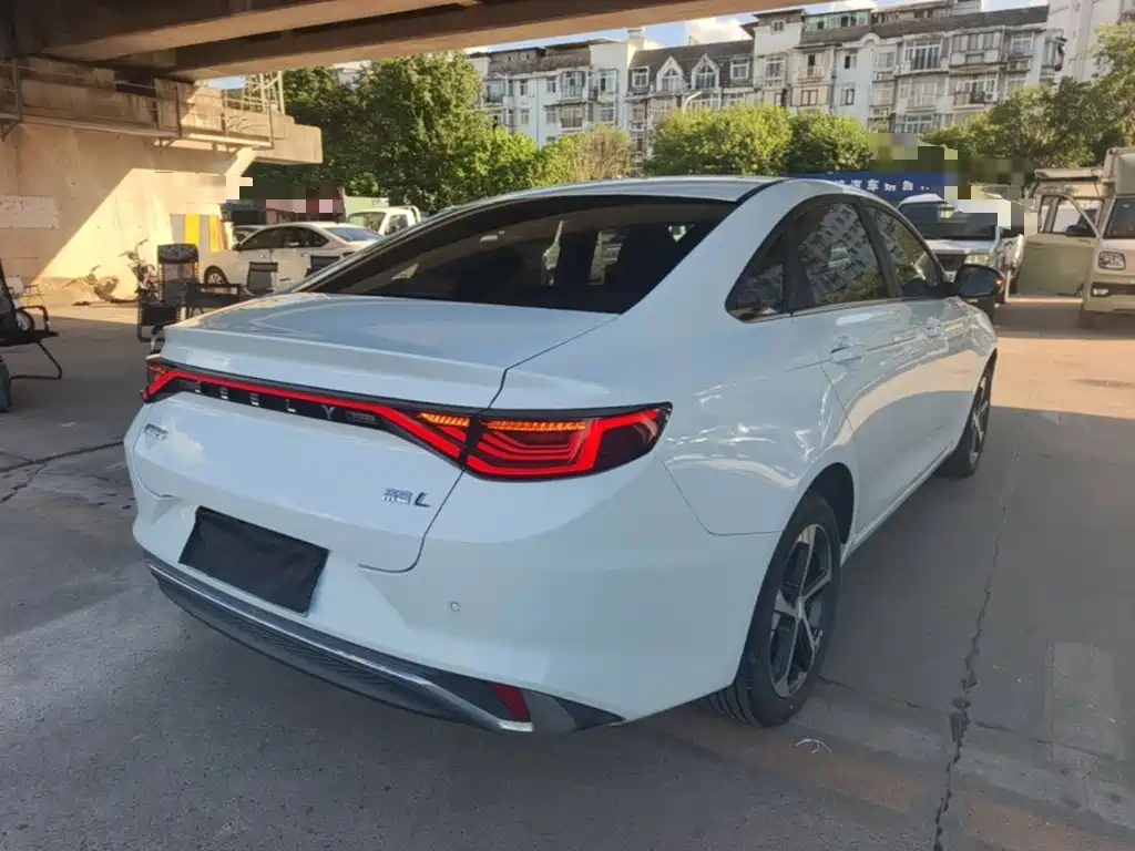 Geely Emgrand L 2022 2022 1.4T CVT Flagship